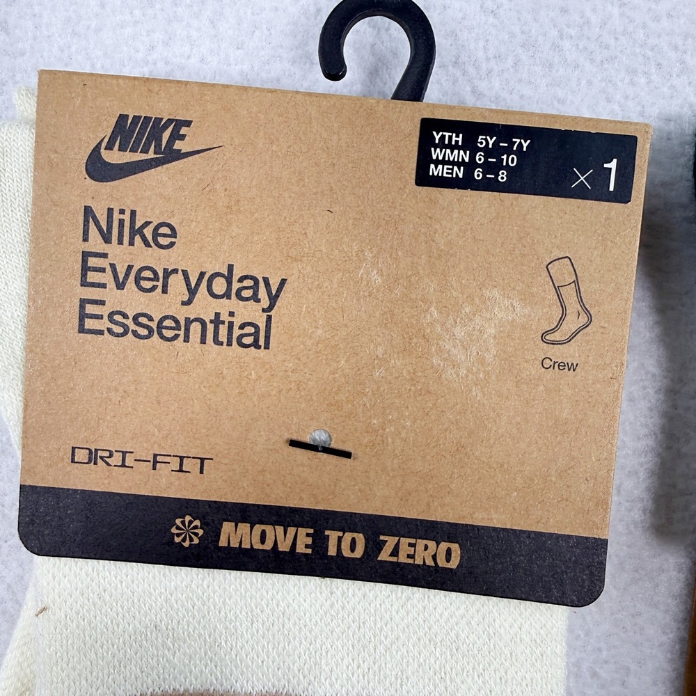 Nike Fair Isle Crew Socks 2 Pack / Size M (Womens 6 - 10), (Men 6 - 8)/ FZ3071 - Picture 3 of 6